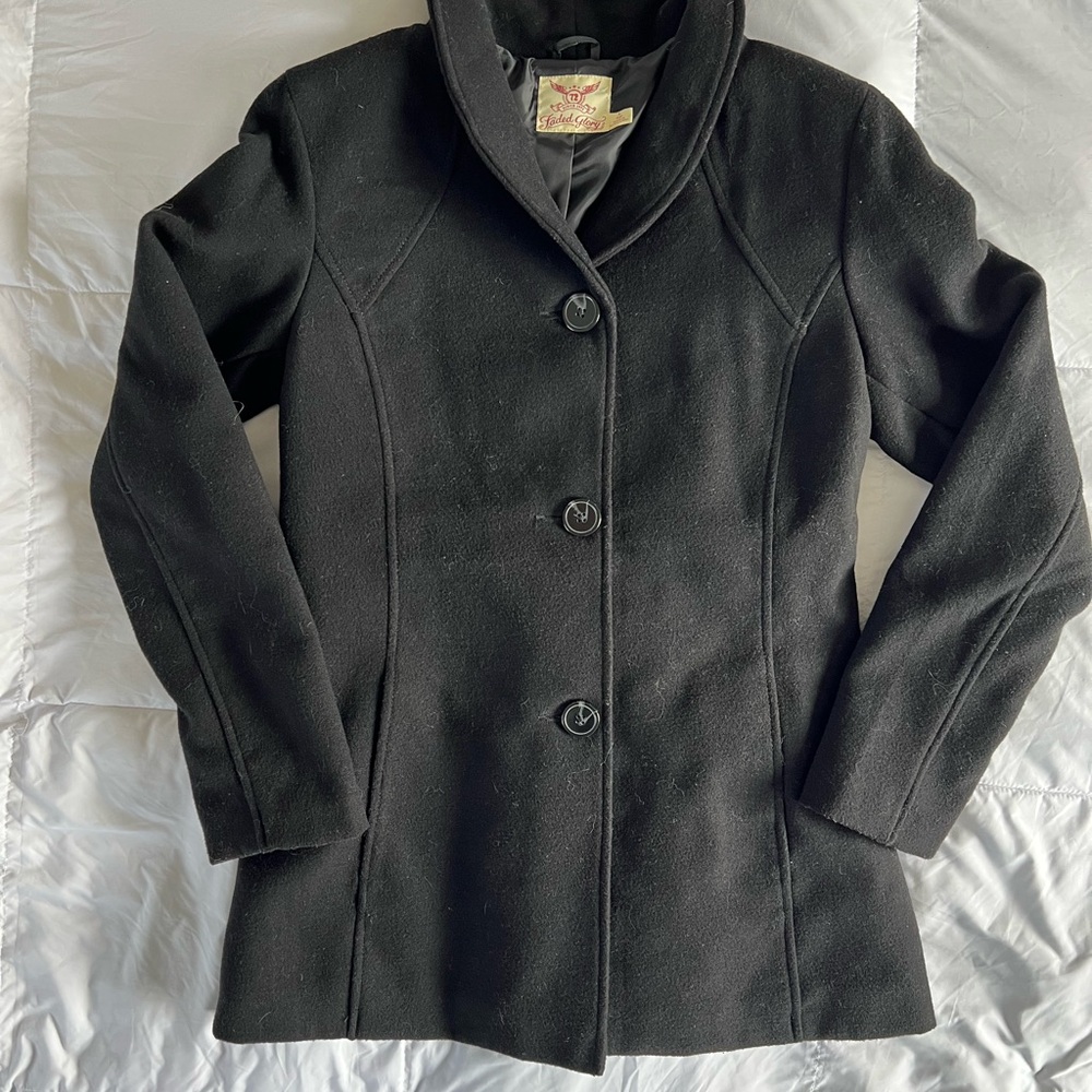 Polyester woman’s coat